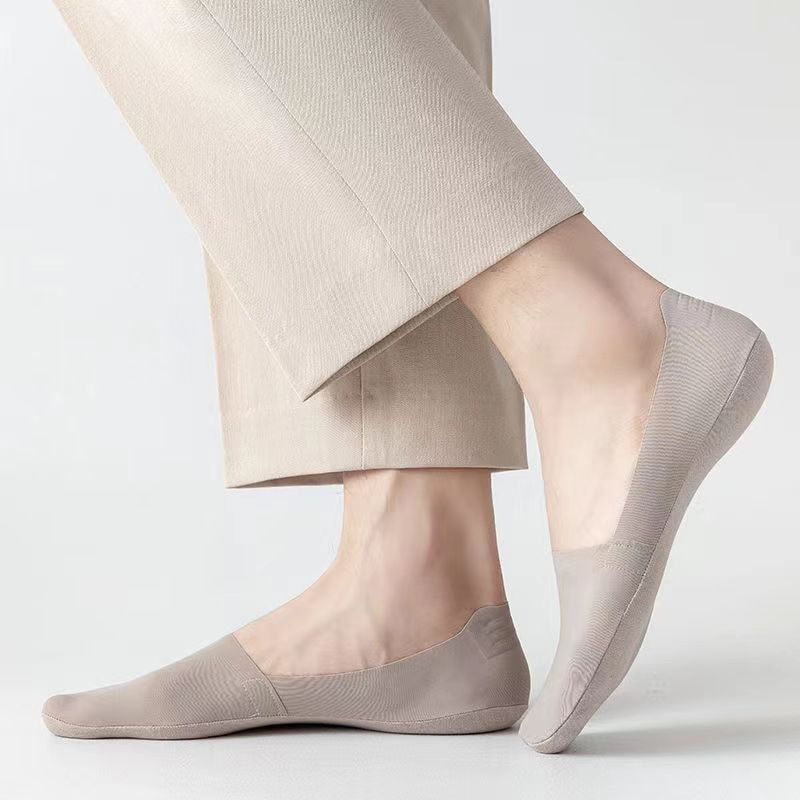 Șosete invizibile pentru bărbați cu o bucată de mătase de gheață Șosete invizibile pentru bărbați cu o bucată de mătase de gheață