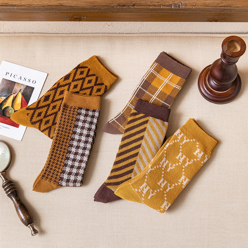 Checkred Leopard imprimat pista dublă șosete italiene retro cu ac dublu cu ac Checkred Leopard imprimat pista dublă șosete italiene retro cu ac dublu cu ac