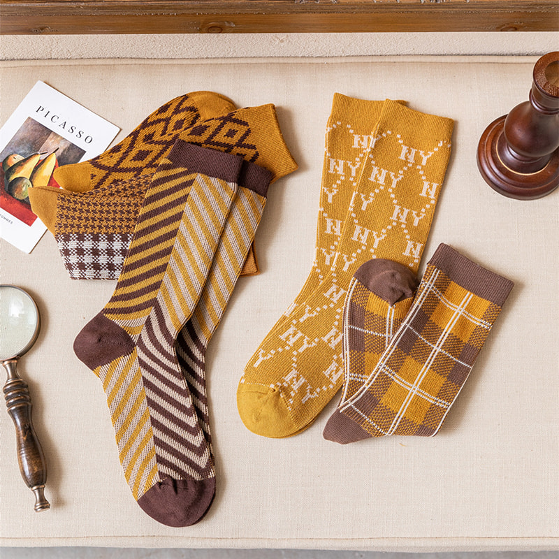 Checkred Leopard imprimat pista dublă șosete italiene retro cu ac dublu cu ac Checkred Leopard imprimat pista dublă șosete italiene retro cu ac dublu cu ac