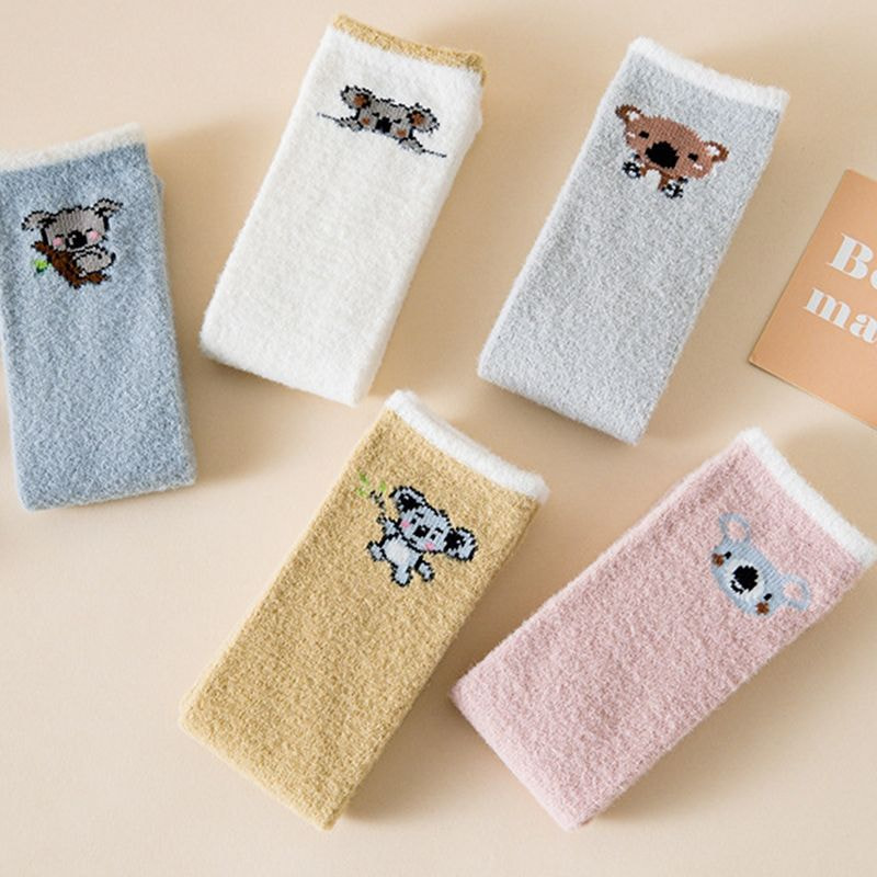 Șosete pentru copii pentru băieți și fete, șosete de genunchi drept, toamnă și iarnă cu o imitație de nurcă blană pentru copii lungi tuburi Șosete pentru copii pentru băieți și fete, șosete de genunchi drept, toamnă și iarnă cu o imitație de nurcă blană pentru copii lungi tuburi