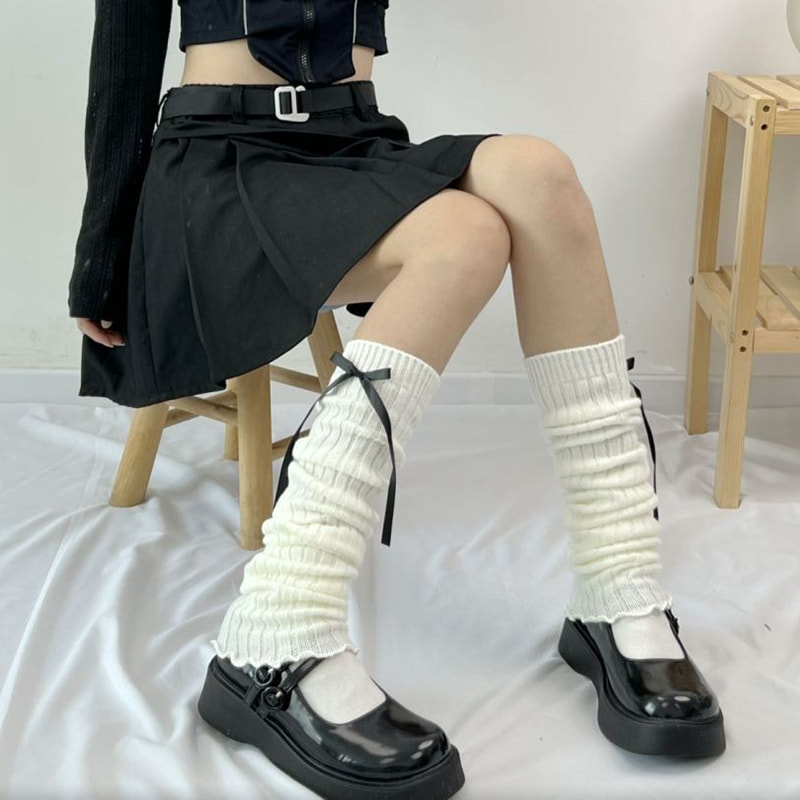 Șosete japoneze de grămadă alb -negru