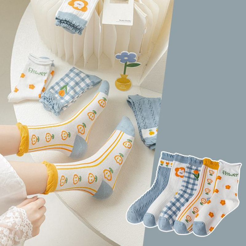 Șosete cu tuburi medii pentru copii, șosete de desene animate japoneze, versiune coreeană, patru șosete subțiri de sex feminin