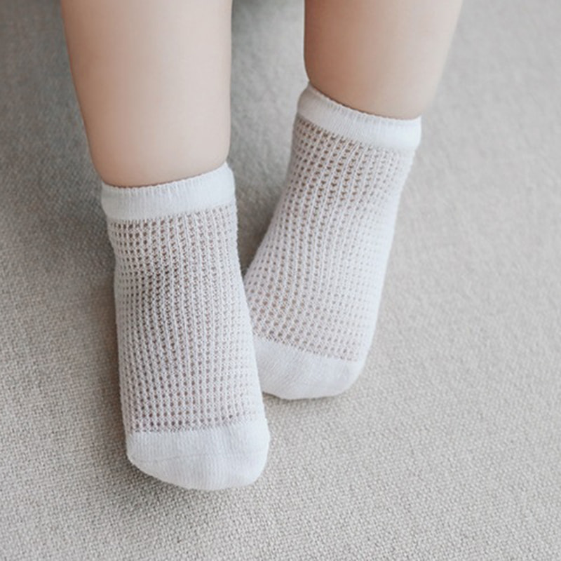 Socks pentru bebeluși Vara Noi plasă ultra-subțire, mătase de gheață respirabilă Gură elastică Șosete scurte pentru nou-născuți ciorapi pentru bebeluși